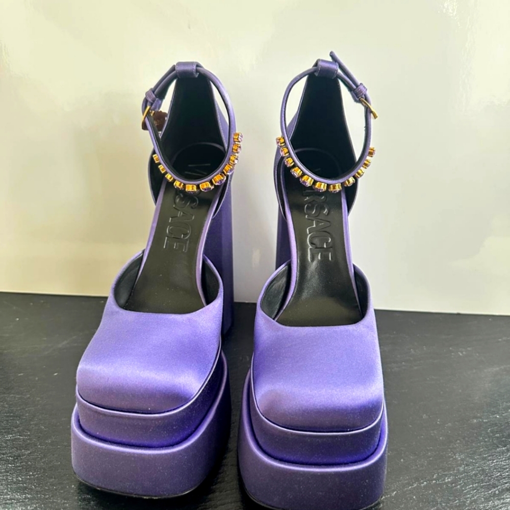 BRAND NEW VERSACE SATIN PLATFORM PUMP